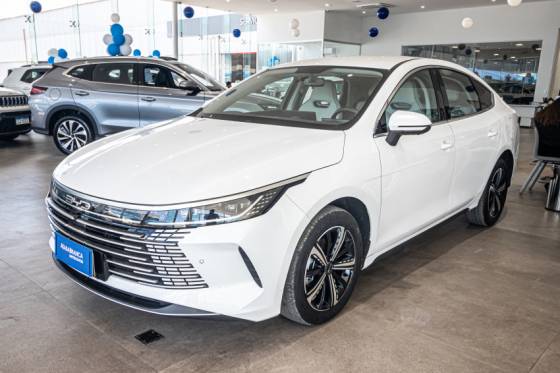 BYD KING 1.5 DM-I PHEV GS AUTOMÁTICO BYD KING 1.5 DM-I PHEV GS AUTOMÁTICO